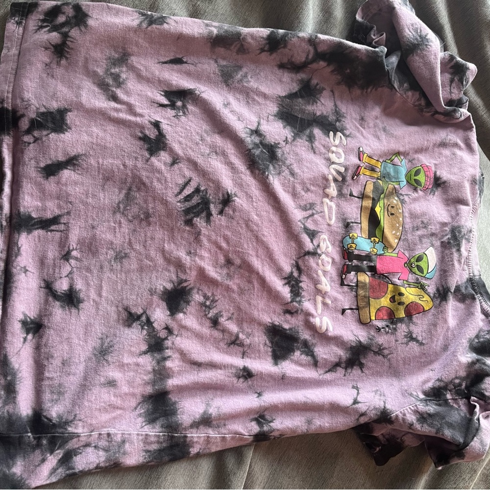 Kids size 12  skate shirt